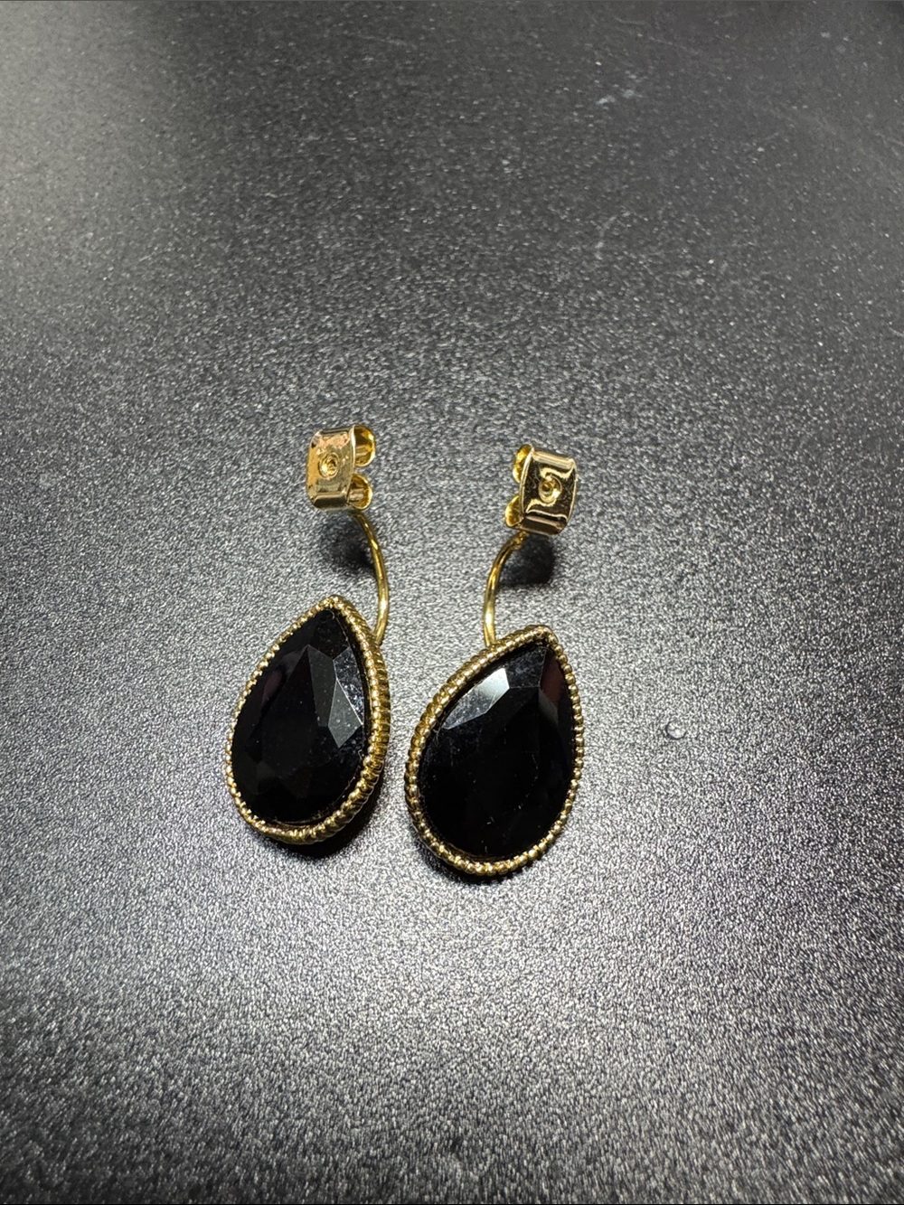 VTG Source Unknown Gold and Black Teardrop Earrings